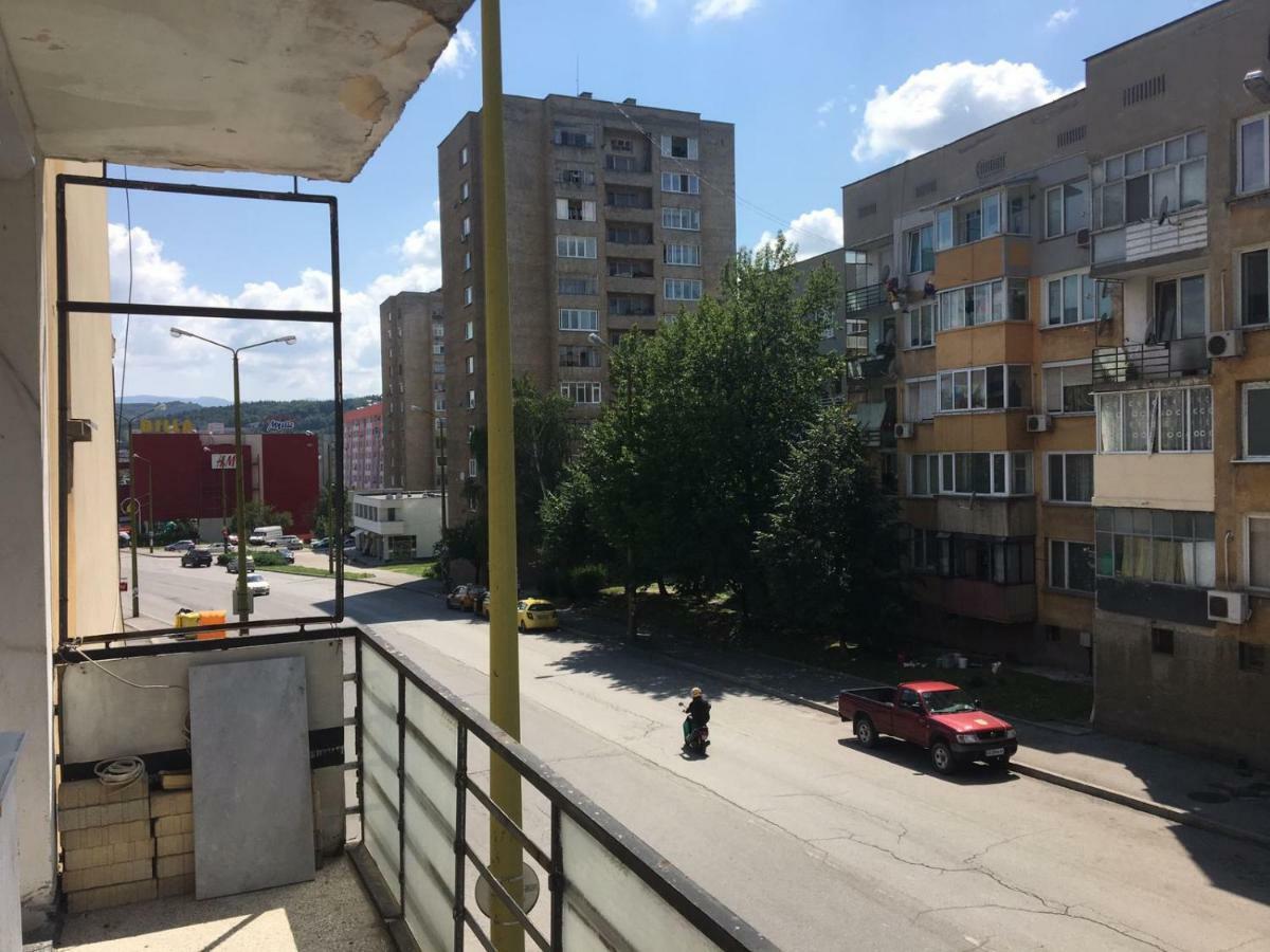 Practico, Comodo Y Centrico. Габрово Екстериор снимка